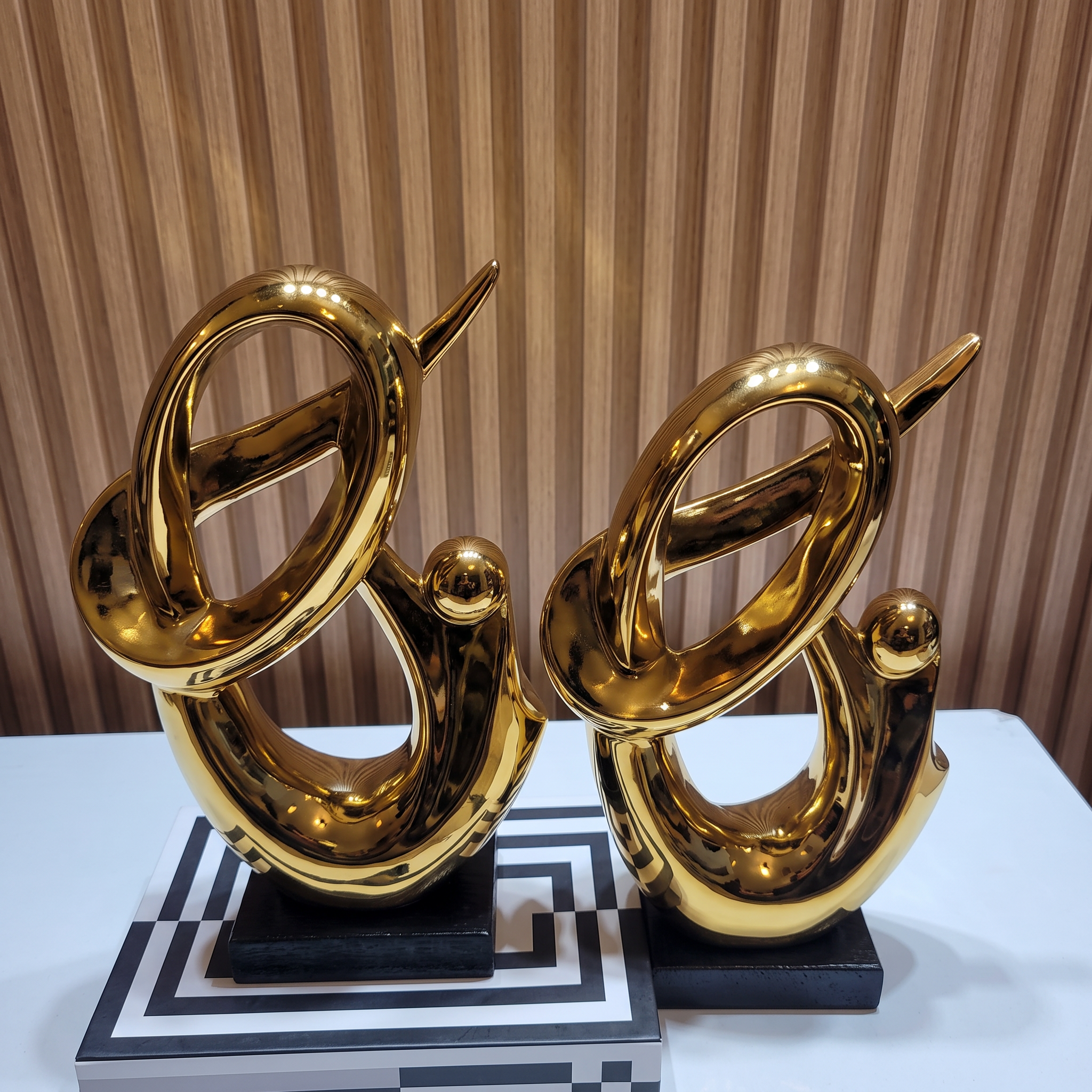 Goldcurl Ornaments
